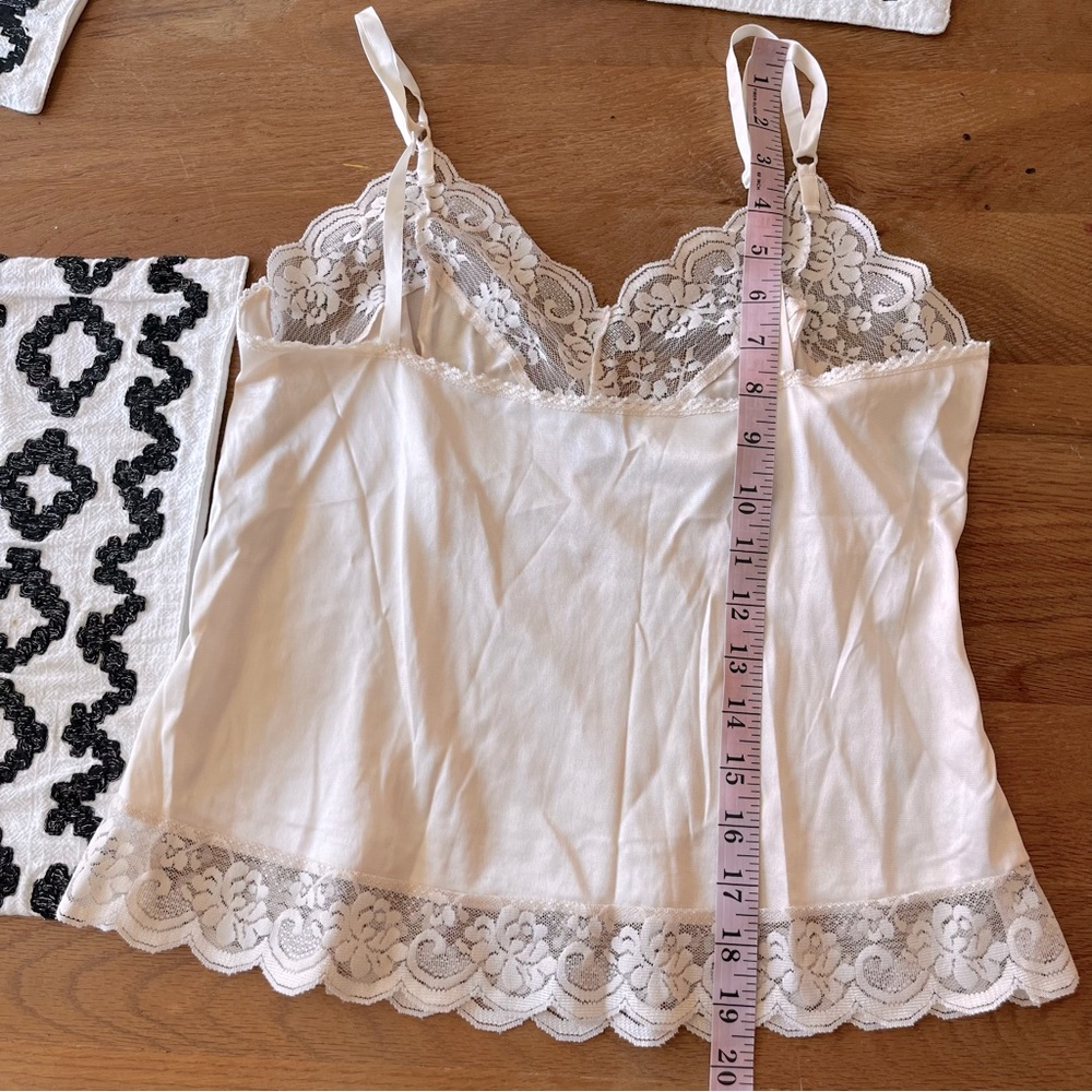 Vintage Made in USA Maidenform Cream Camisole Lace Detail union made size 34 - Picture 7 of 8